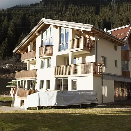 Haus Sonneneck - In & Out Apartment