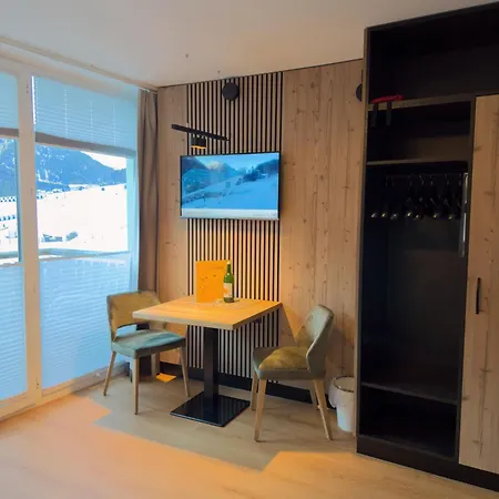 Haus Sonneneck - In & Out 公寓 *