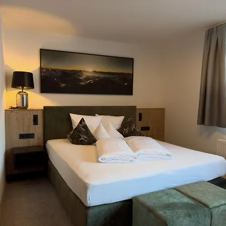 Haus Sonneneck - In & Out