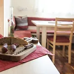 Haus Sonneneck - In & Out *